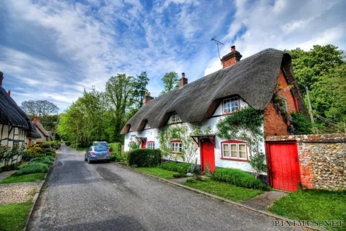 Thatch Roofs of the UK