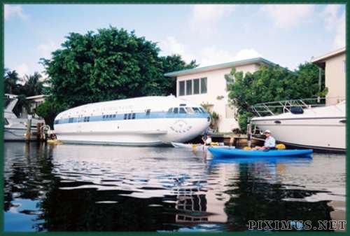 The Cosmic Muffin Airplane Boat