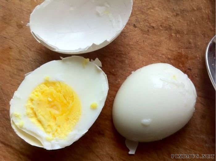 How to Peel a Boiled Egg Even Faster 