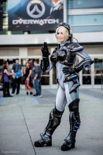 All The Most Awesome Cosplay Pictures From BlizzCon 2015