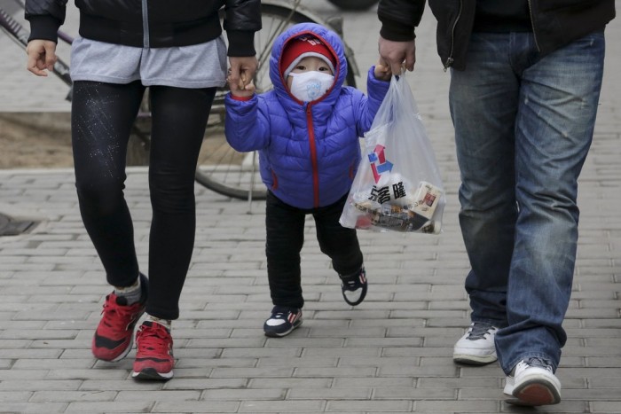 China Is Facing The Smog With Stylish Masks