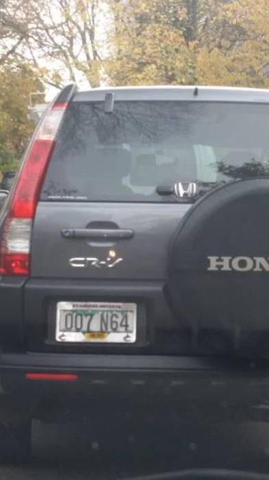 Witty License Plates That You Can't Help But Laugh At
