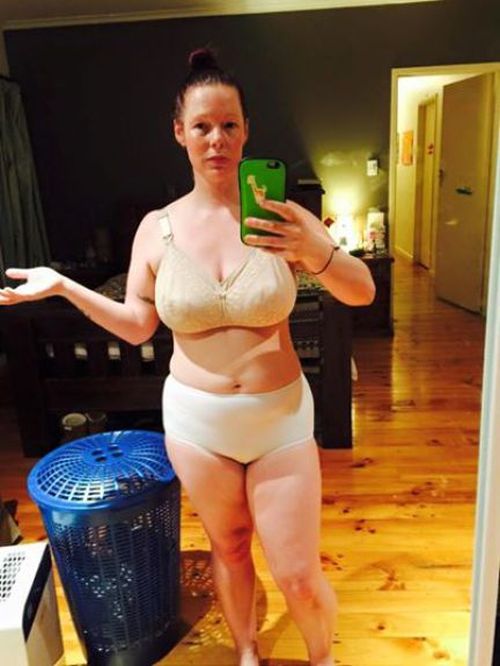 Brave Mother Goes Viral Thanks To A Photo Of Herself In Her Underwear
