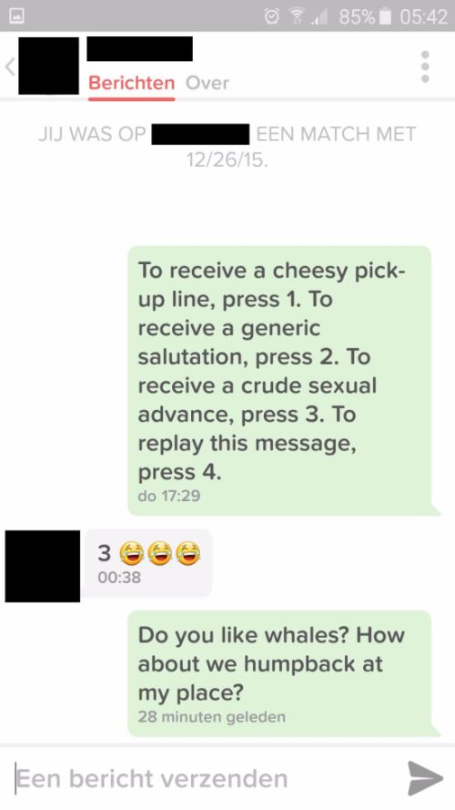 There's A Reason Why This Guy's Tinder Pick-Up Lines Aren't Working