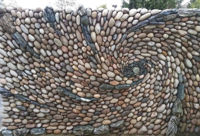 It's Amazing What Some People Can Create With Simple Stones