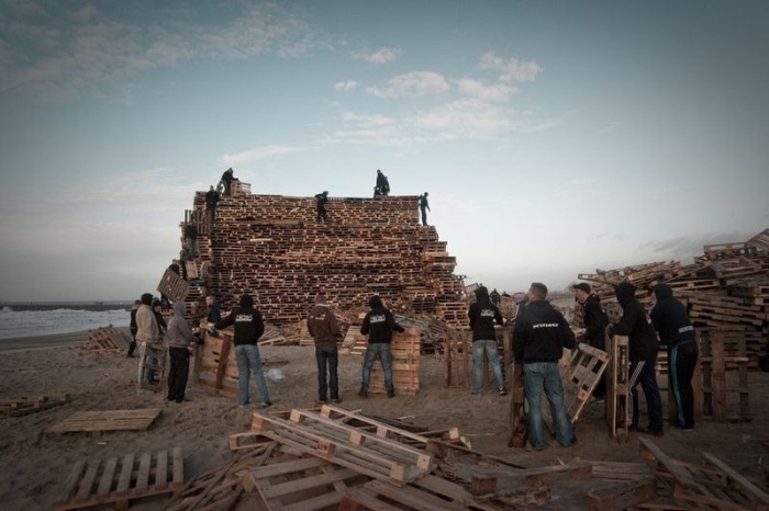 Two Teams Tried To Create The Largest Bonfire In The Netherlands On New Year's Eve