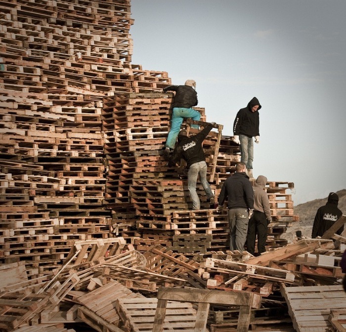 Two Teams Tried To Create The Largest Bonfire In The Netherlands On New Year's Eve
