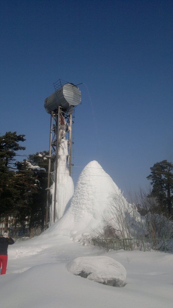 See What Happened When A Town Forgot To Turn Their Water Tower Off