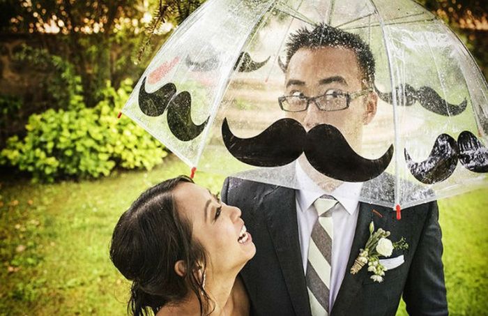Funny Couples That Took Their Wedding Photos To The Next Level