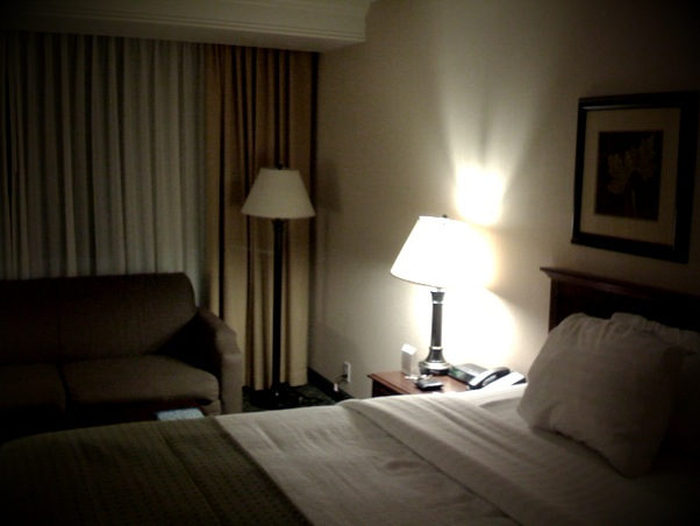 You'll Never Look At A Hotel The Same Way Again After Hearing These Confessions