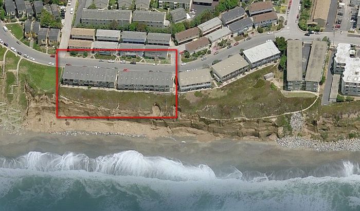 Residents Are Evacuating Because The Coast Of California Is Crumbling