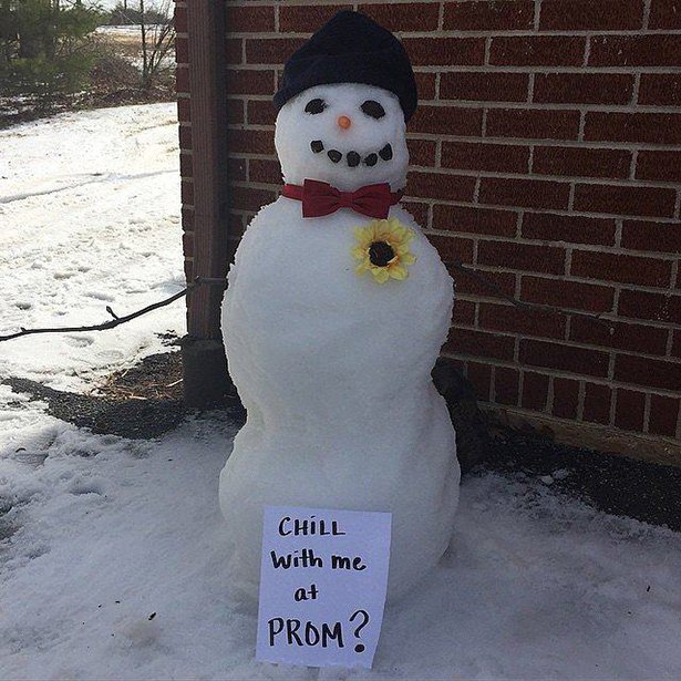 People Who Went All Out When Asking Their Dates To Prom