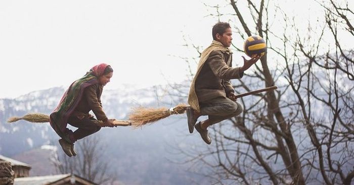 Teacher Sets Up Amazing Quidditch Photoshoot For His Students