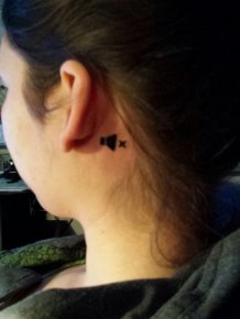 Girl Gets A Tattoo To Inform Strangers About Her Deaf Ear