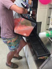 People Who Stepped Up And Nailed It On 7-Eleven's Bring Your Own Cup Day