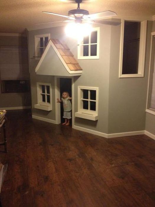 Dad Transforms An Entire Room Into A Playhouse For His Kids