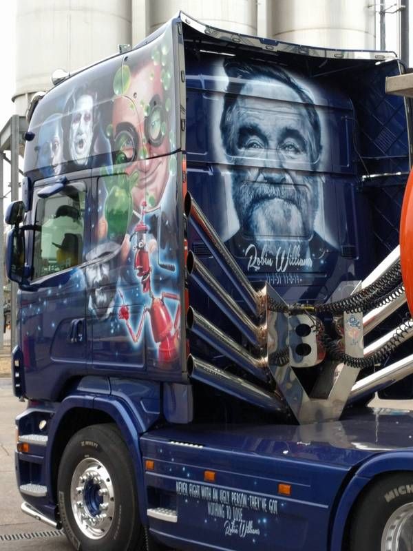 Airbrushed Truck Shows Off The Many Faces Of Robin Williams