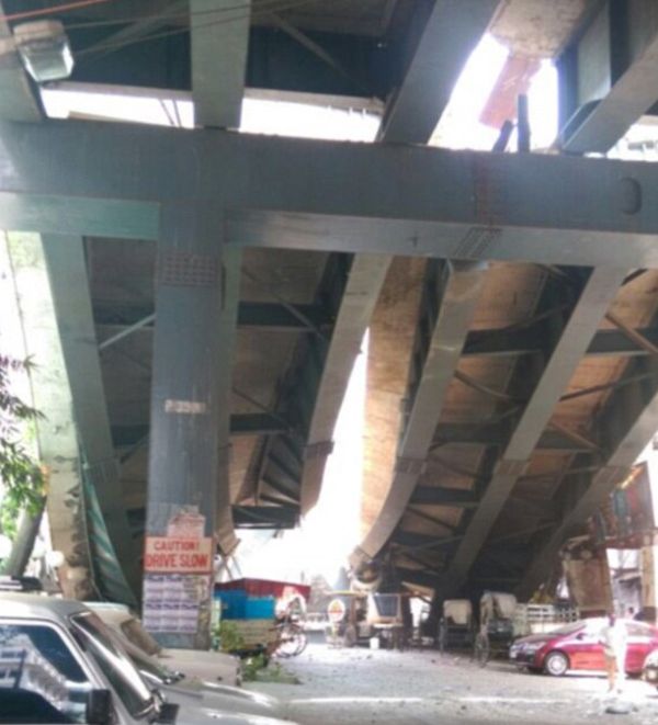 Overpass In India Collapses And Traps Over 150 People