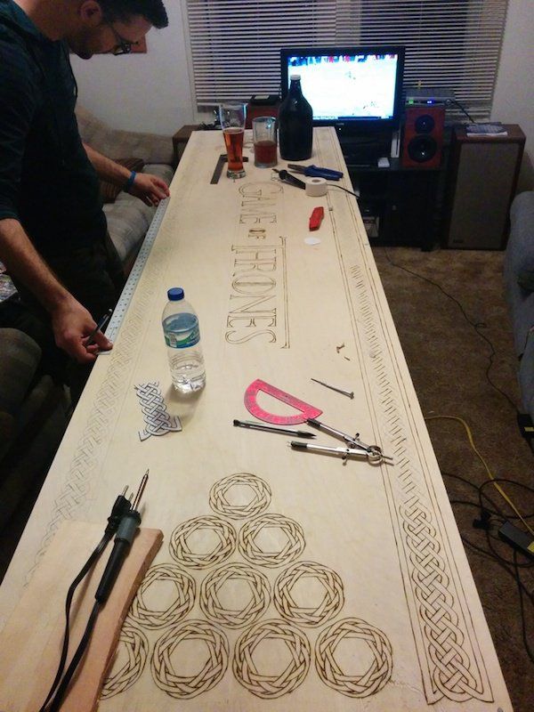 This Fan Built The Ultimate Game Of Thrones Themed Beer Pong Table