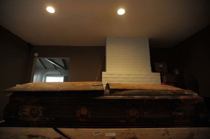 Lee Harvey Oswald's Coffin Got Caught Up In A Heated Legal Battle