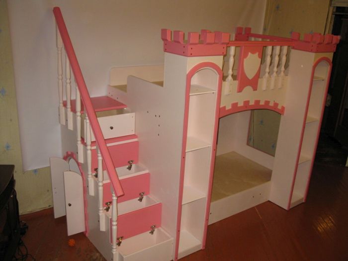 Dad Builds The Coolest Crib Ever For His Baby Daughter