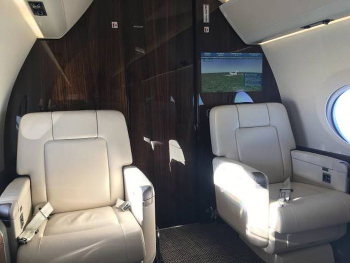 First Class Isn't Good Enough For This Guy After Flying On A $61.5 Million Private Jet