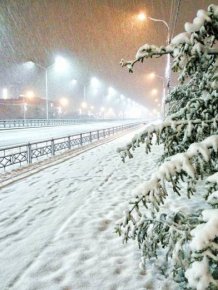 Russia Says Hello To Spring With Snow