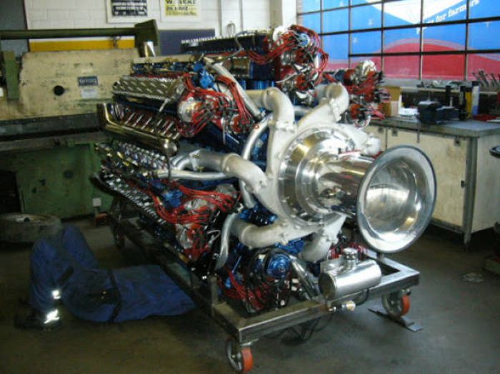 Pics For All The People Out There Who Appreciate Amazing Engines