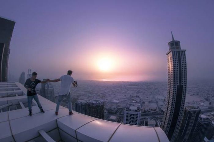 Daring Russian Man Takes Stunning Pictures From The Rooftops Of Skyscrapers