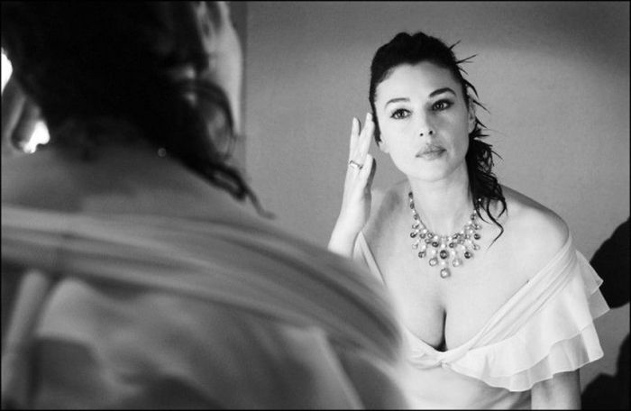 Behind The Scenes Photos Of Monica Bellucci At Cannes In 2003, part 2003