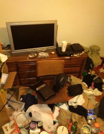 Horrifying Housemate Habits That Will Scar You For Life