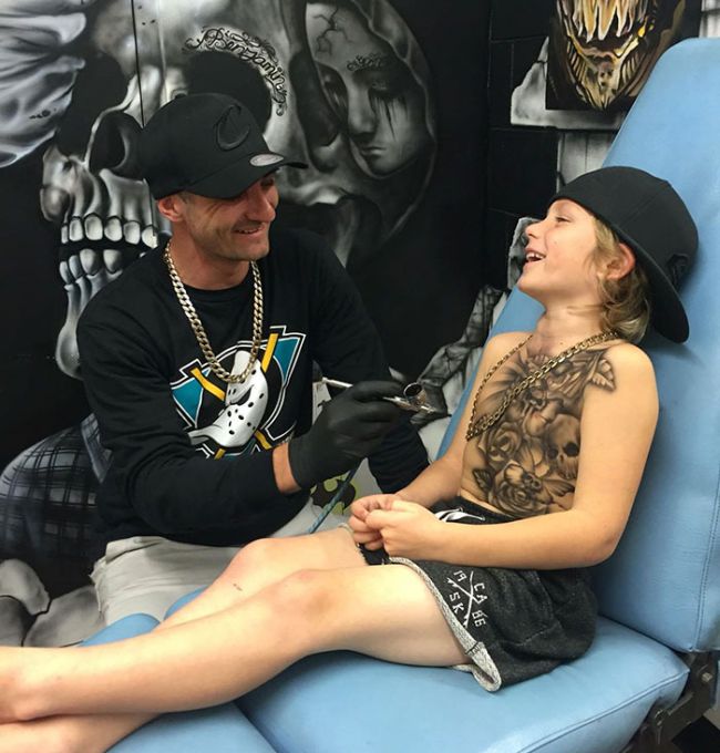 Artist Makes Hospital More Fun By Giving Sick Kids Cool Tattoos