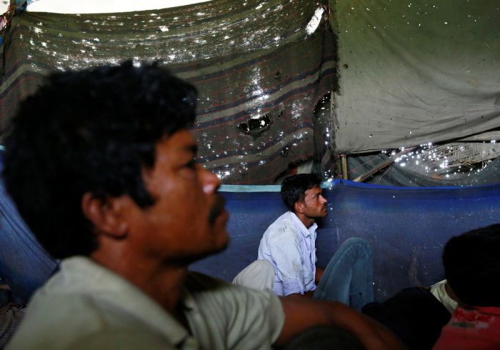 Makeshift Movie Theater In India Helps People Escape The Heat