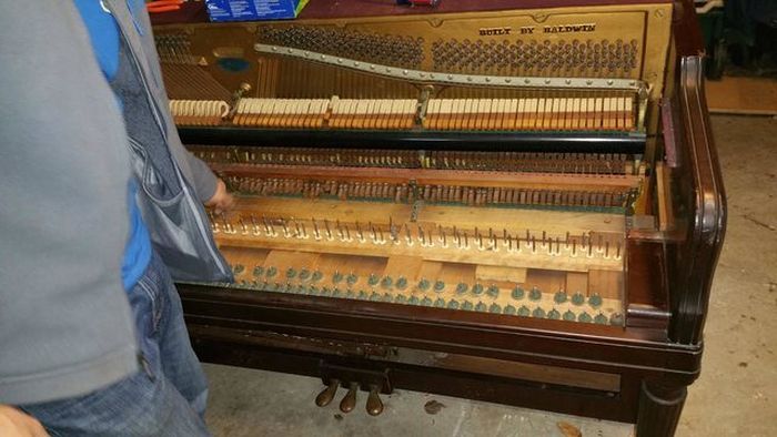 This Piano Doesn't Play Music Anymore, But It's Still Awesome