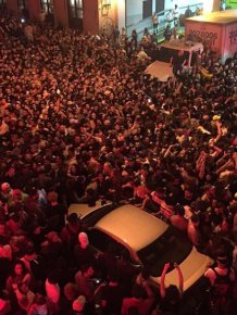 Kanye West Causes Chaos In The Streets Of New York City