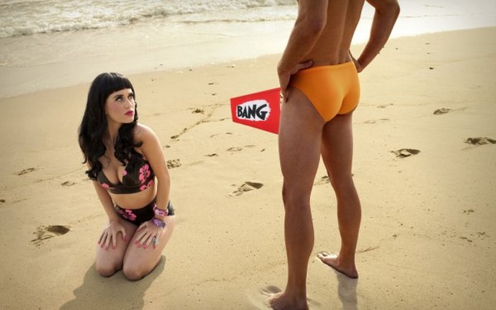 Katy Perry's Beach Picture Gets The Photoshop Treatment