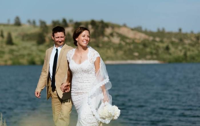 Wedding Photo Shoot Goes Wrong After A Snake Makes A Surprise Appearance