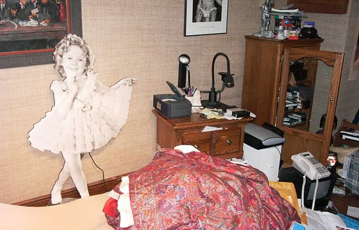Michael Jackson Had A Massive Mannequin Collection At Neverland Ranch