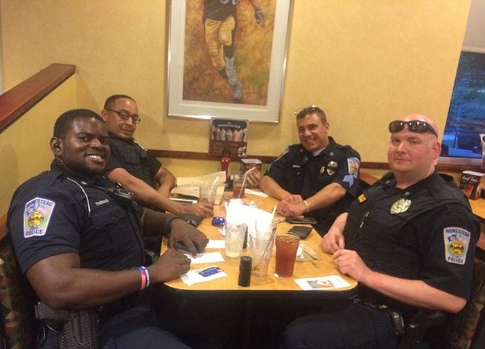 Pennsylvania Cop Picks Up Tab After Rude Customer Refuses To Sit Near Him