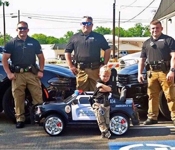 Photos That Prove Some Cops Still Like To Have A Good Time