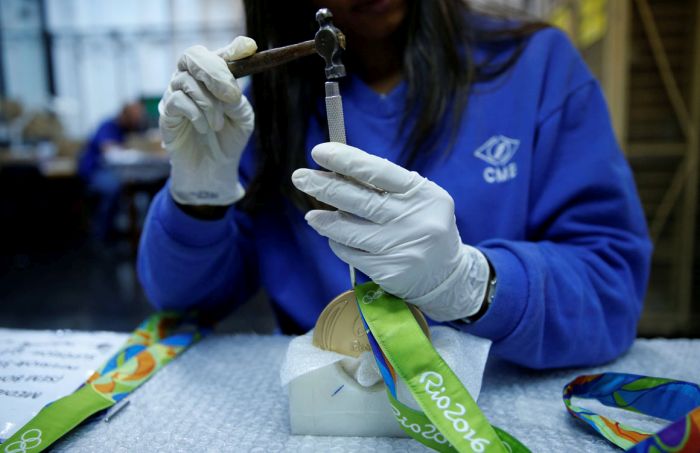 How Olympic Medals Are Made For The 2016 Olympic Games