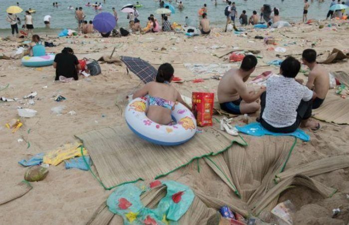 Beachgoers Have Trashed Beaches In China This Summer
