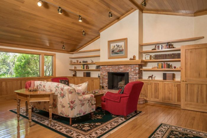 Apple Employee Mike Markkula Is Trying To Sell His Ranch For $45 Million