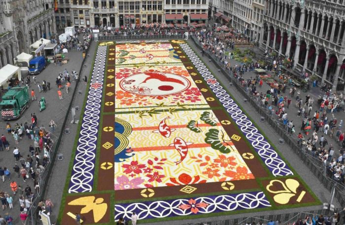Brussels Is Now Covered By A Beautiful Flower Carpet