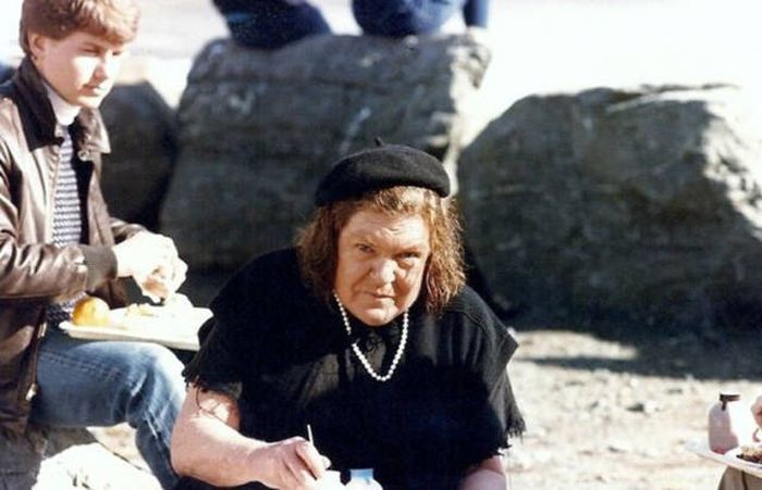 Amazing Behind The Scenes Photos From The Goonies
