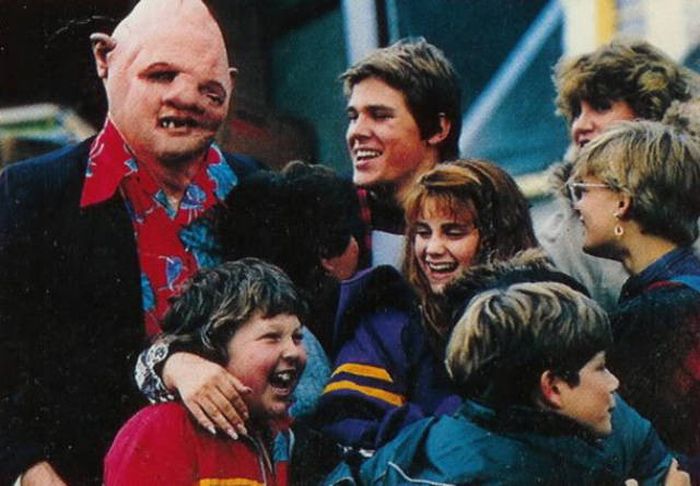 Amazing Behind The Scenes Photos From The Goonies