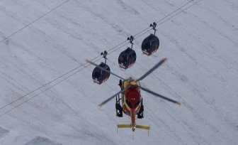 Over 30 Tourists Trapped Overnight In Cable Cars In The Alps