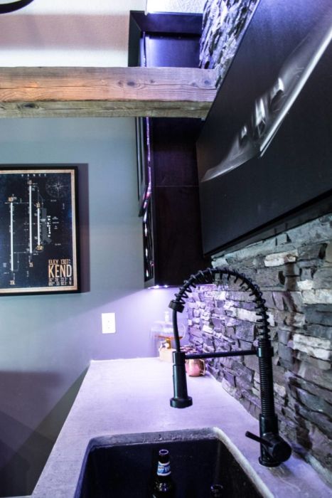 Guy Turns His Empty Basement Into An Awesome At Home Bar