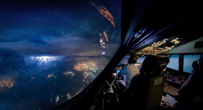 Incredible Photographs Captured From The Cockpit Of An Airplane