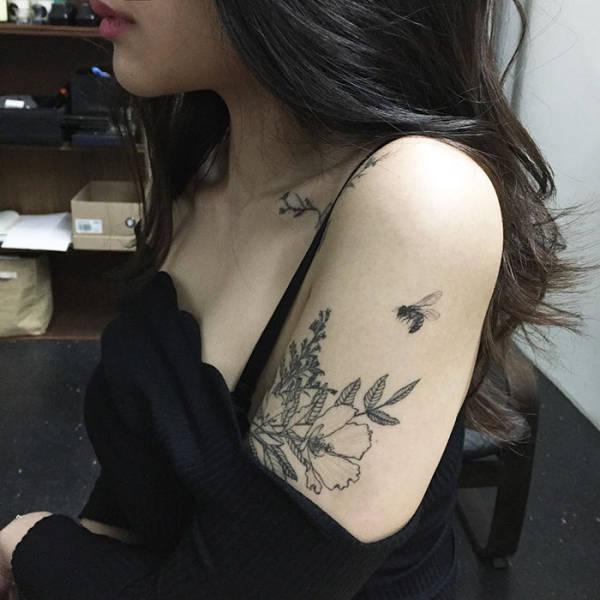 Breathtaking Minimalist Tattoos By A Korean Artist
